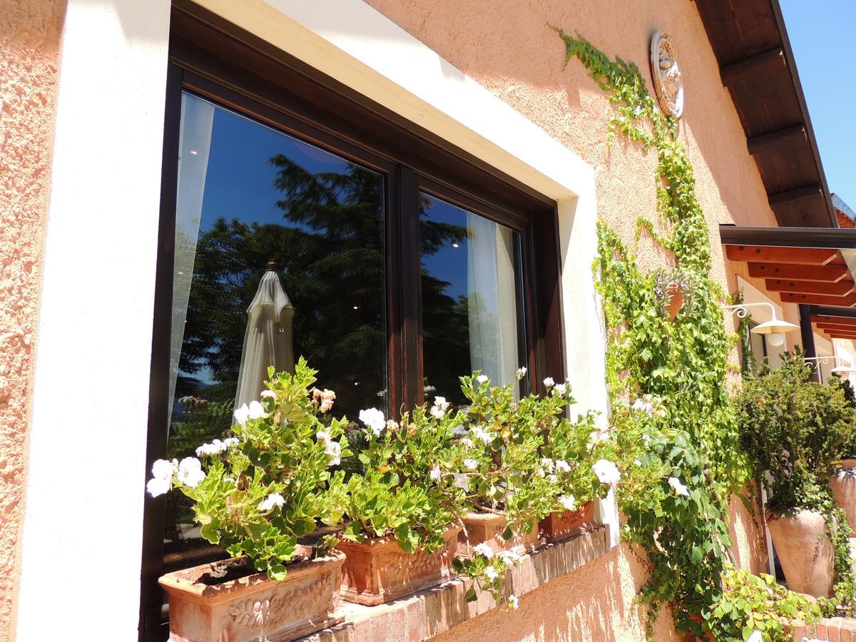 Il Refolo Bed and Breakfast Riardo Eksteriør billede